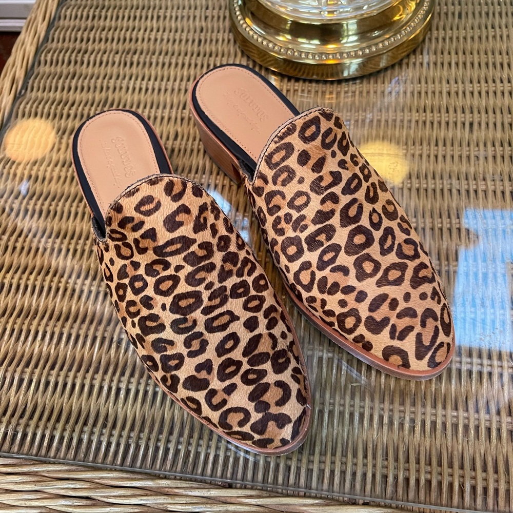 Soludos Leopard Mules
